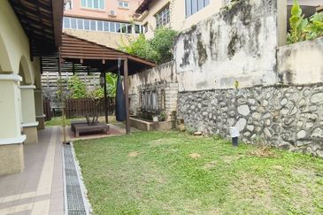 KGSAAS Golf Club, Seksyen 13