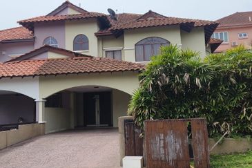 KGSAAS Golf Club, Seksyen 13