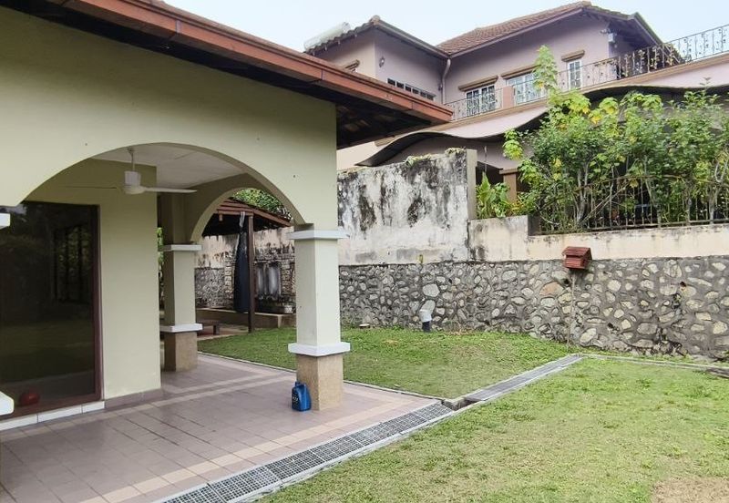 KGSAAS Golf Club, Seksyen 13