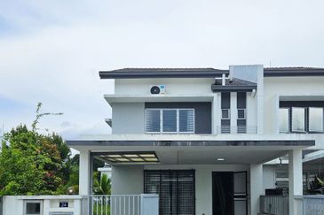 NILAI IMPIAN (LAMAN ORKID)