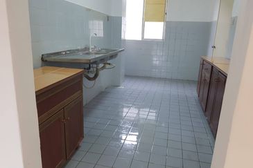 Sinaran Ukay Residence (Casa-Del-Sol)