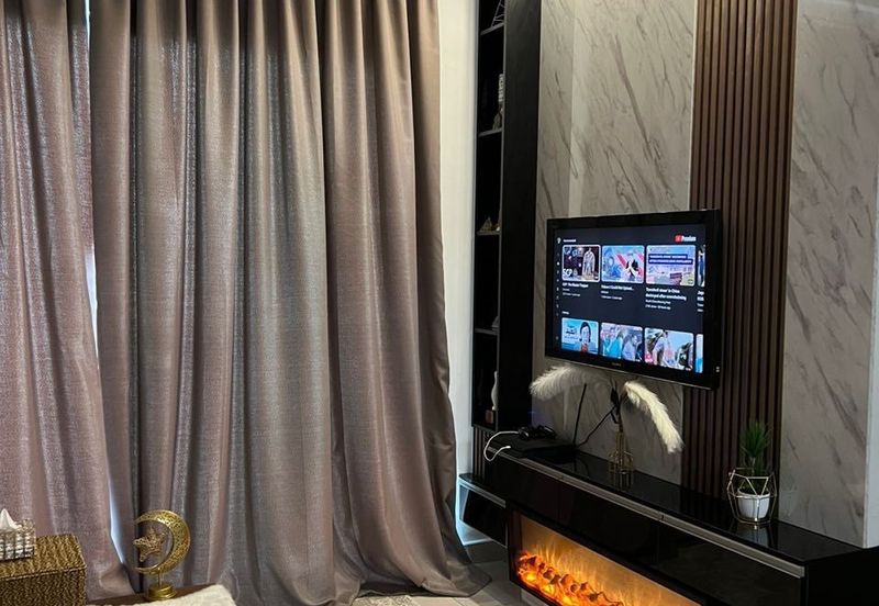 Lake Point Residence