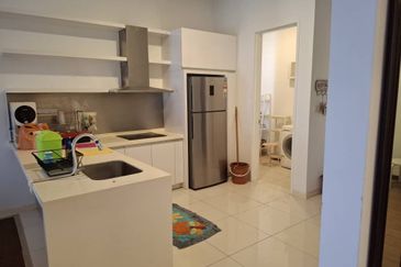 Aurora Tower @ Eco Sky