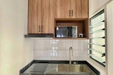 Savvy @ Riana Dutamas