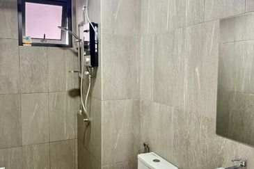 Savvy @ Riana Dutamas