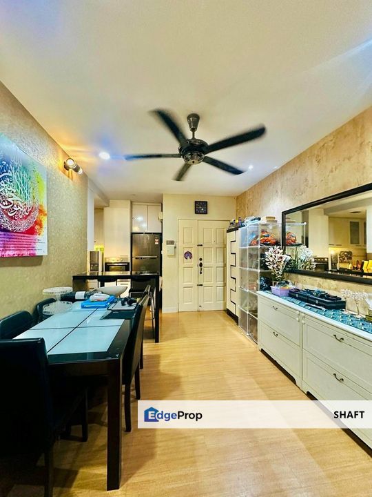 Batu Cave Banjaria Court , Selangor, Batu Caves 