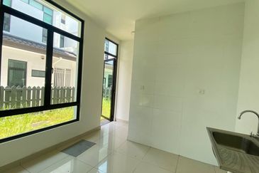 Tenderfields @ Eco Majestic