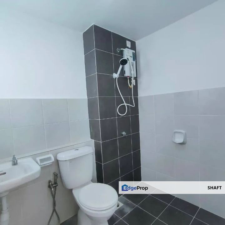 Sepang M Senyumia Partial Furnished , Selangor, Sepang