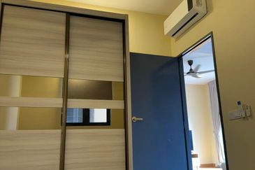 Henna Residence @ The Quartz