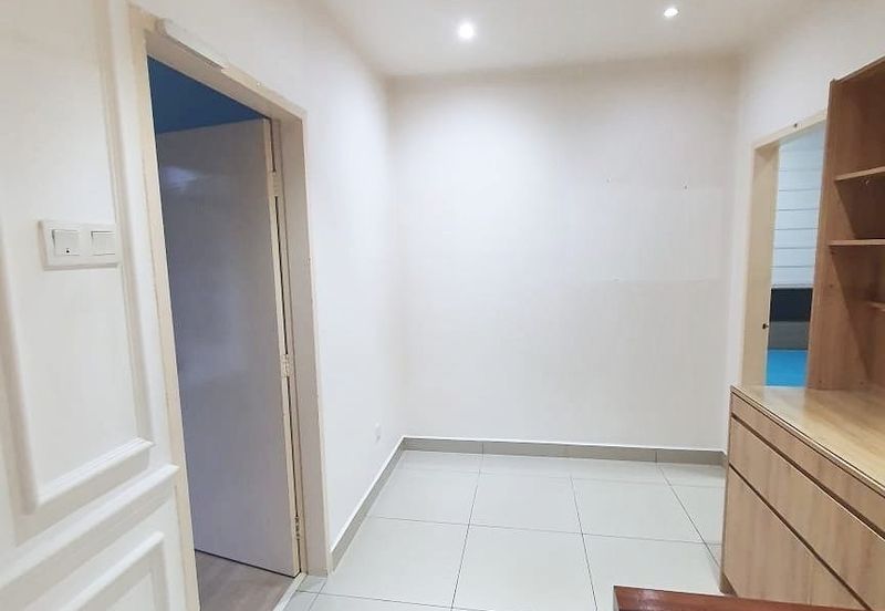 Crescent Park Townvilla