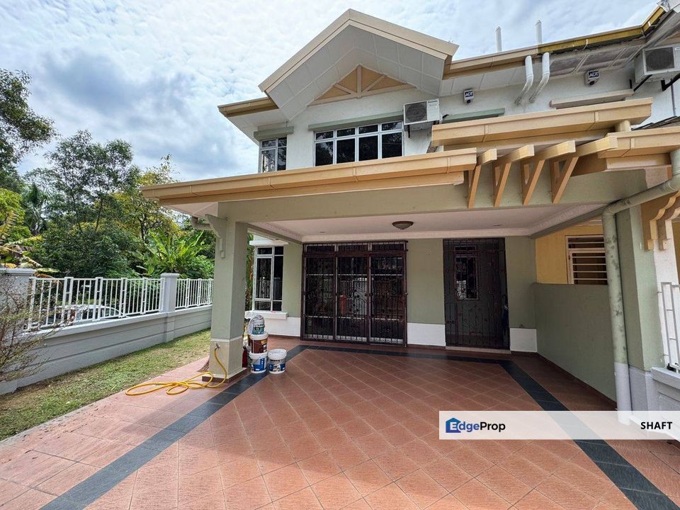 Huge Semi-Detached Bandar Seri Putra, Selangor, Bangi