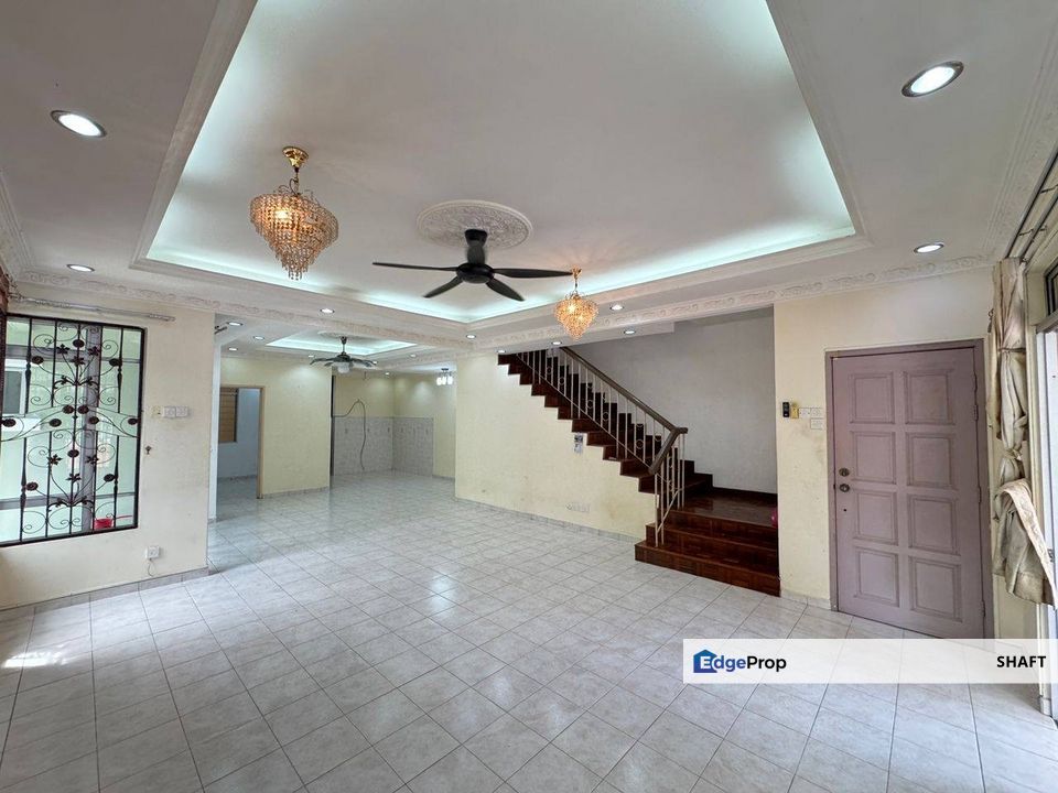 Huge Semi-Detached Bandar Seri Putra, Selangor, Bangi