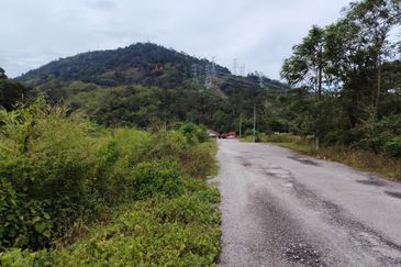 Kampung Sungai Lui