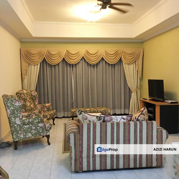 Town House Country Villa Country Heights Kajang, Selangor, Kajang