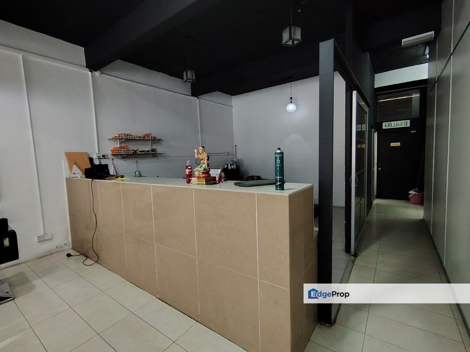 READY TENANT 3 Storey Shop Lot Taman Kajang Prima, Selangor, Kajang
