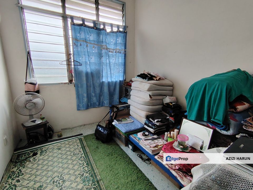 Flat Kelompok Camar Tasik Permai Ampang Full Loan, Selangor, Ampang