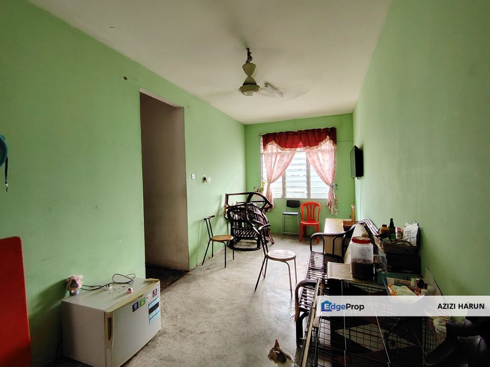 Flat Kelompok Camar Tasik Permai Ampang Full Loan, Selangor, Ampang