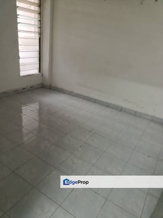 FULLY TILES | Pangsapuri Desa Mentari Block 2 Petaling Jaya, Selangor, Petaling Jaya