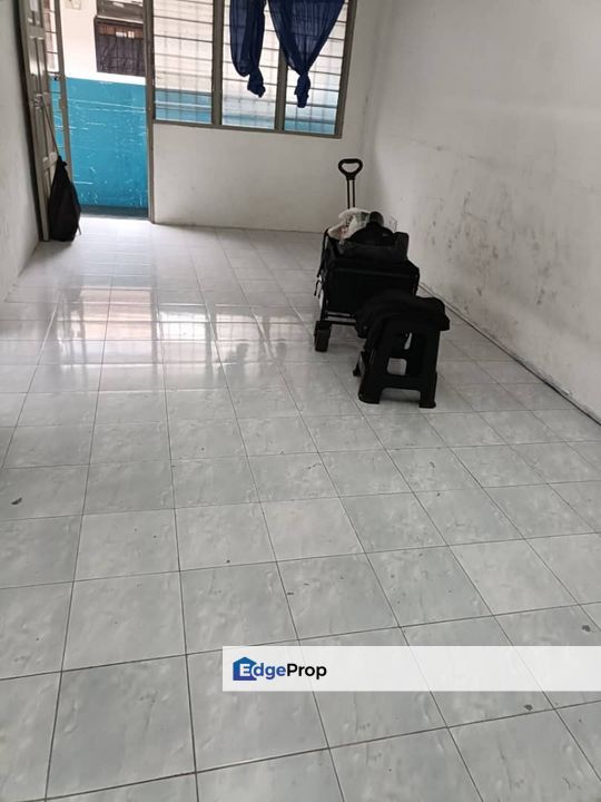 FULLY TILES | Pangsapuri Desa Mentari Block 2 Petaling Jaya, Selangor, Petaling Jaya