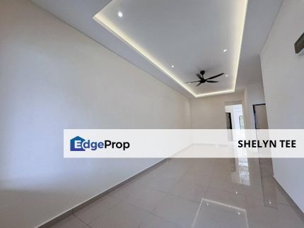 全翻新美美单层排屋 Single Storey Terrace House @ Desa Cemerlang For Sale, Johor, Ulu Tiram