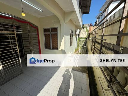 SKUDAI BARU DOUBLE STOREY SEMI-D FOR SALE ORIGINAL CONDITION PARTIAL FURNISHED FREEHOLD, Johor, Skudai
