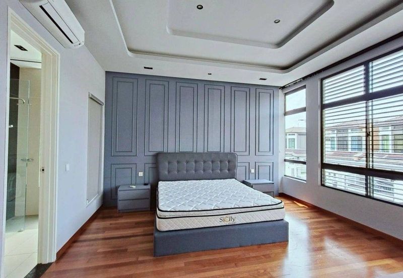 Featherstone @Eco Botanic