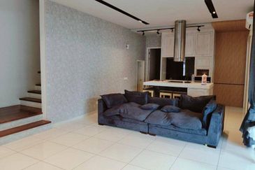 Featherstone @Eco Botanic