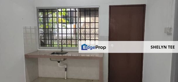 Bukit Mewah Double Storey Terrace For Rent Original Partial Furnished, Johor, Tampoi