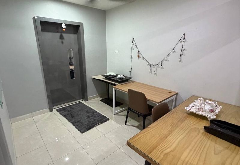 Lake Palm @ Austin Perdana