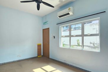 Kampung Stulang Darat @ Johor Bahru Town Bungalow with big land  For Sale