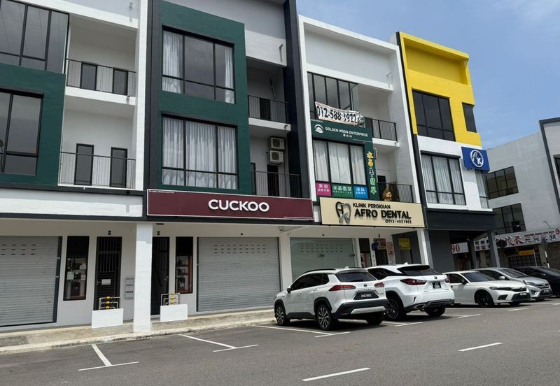 Crest @ Austin Emerald 2