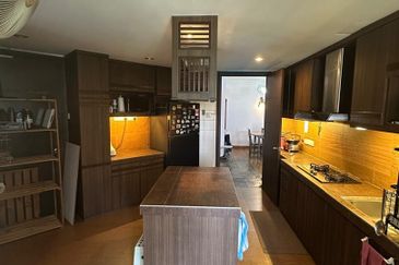 The Straits View, Bandar Baru Permas Jaya