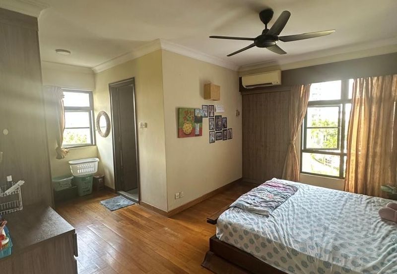 The Straits View, Bandar Baru Permas Jaya