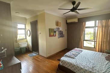 The Straits View, Bandar Baru Permas Jaya