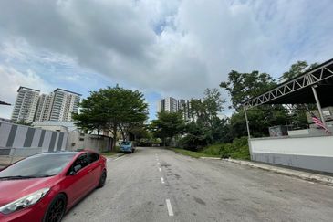 Taman Perindustrian Desa Plentong