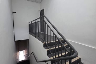 Oasis 2 @ Tropicana Danga Cove