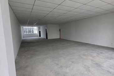 Oasis 2 @ Tropicana Danga Cove