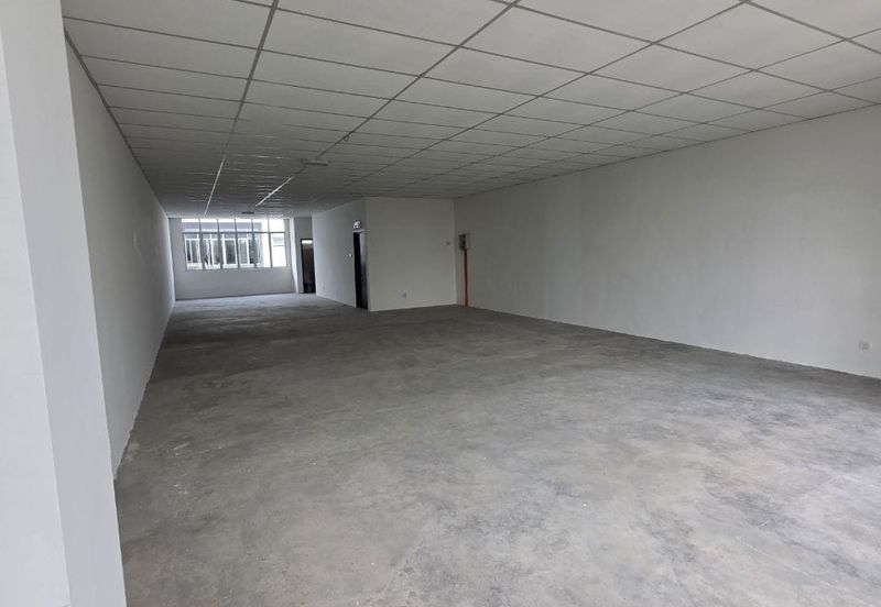 Oasis 2 @ Tropicana Danga Cove