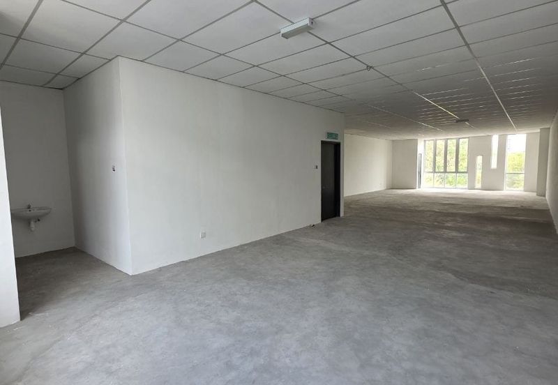 Oasis 2 @ Tropicana Danga Cove