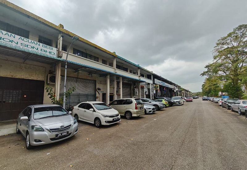 Taman Perindustrian Permas Jaya 1.5 Storey Terrace Factory For Sale (Unblock View)