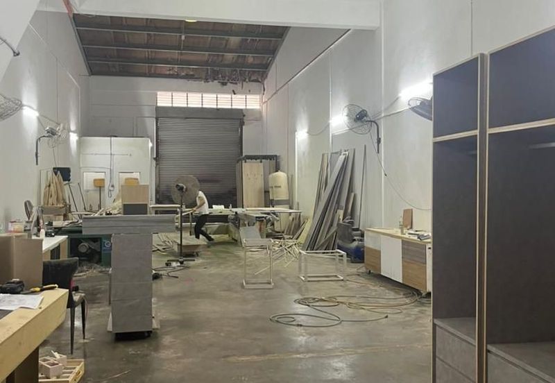 Taman Scientex Terrace Factory For Sale ( Tenanted)