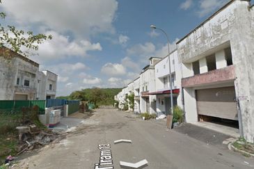 Taman Perindustrian Tiram, Ulu Tiram. Terrace Factory For Sale