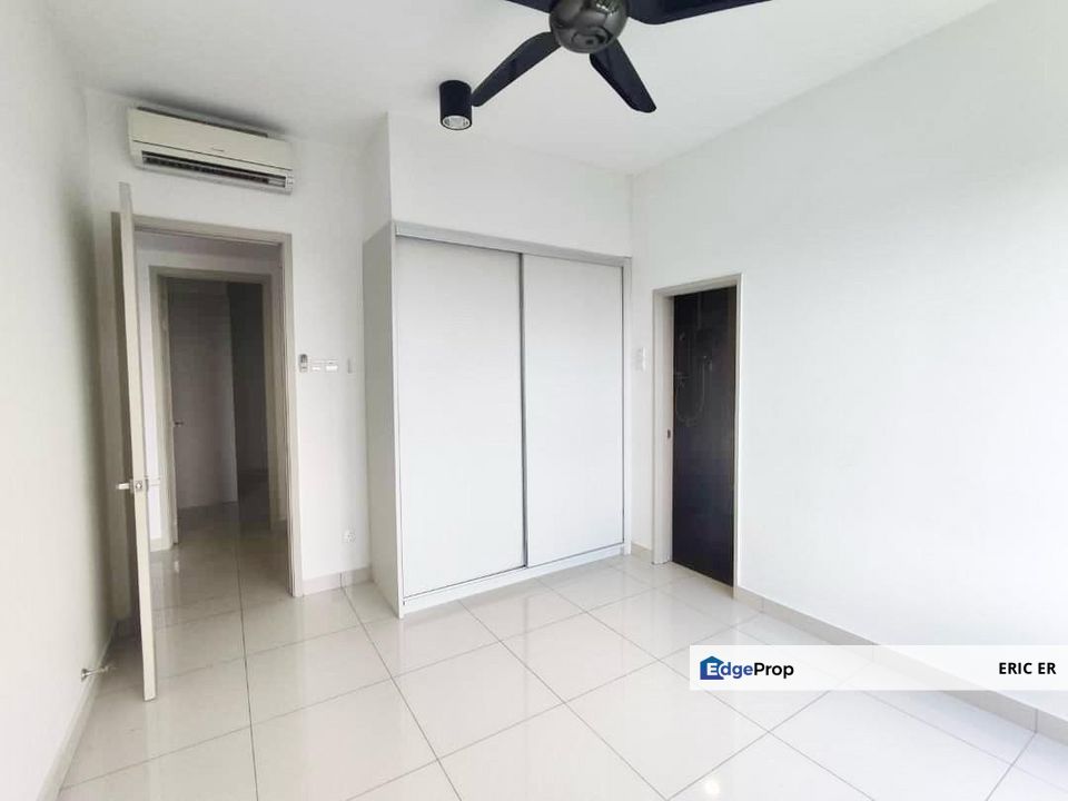 The Raffles Suite, Skudai @ Bandar Uda Utama Two Bedrooms For Sale, Johor, Skudai