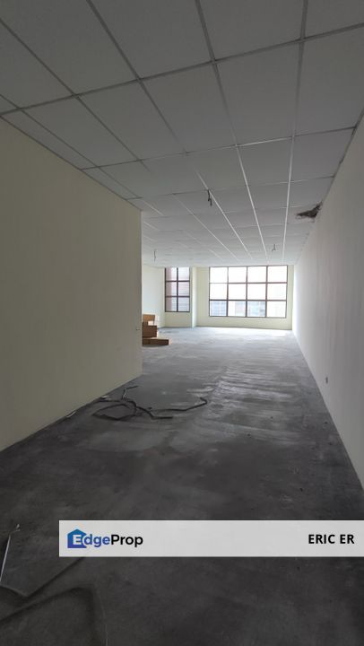 Taman Dato Chellam, Ulu Tiram. First Floor Office For Rent, Johor, Ulu Tiram
