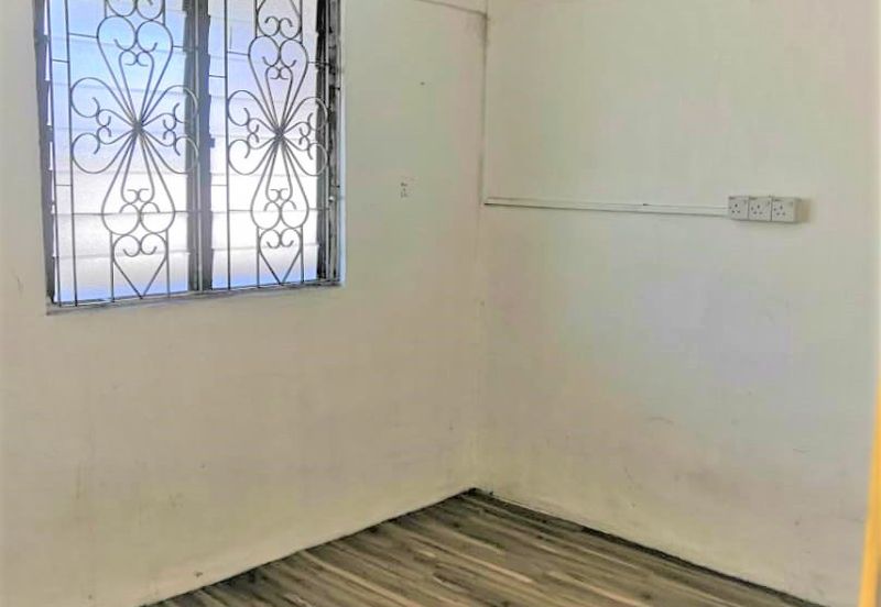 Flat Taman Ungku Tun Aminah