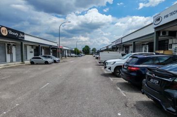 Eco Summer, Johor Bahru @ Single Storey Medium Cost Shop For Sale