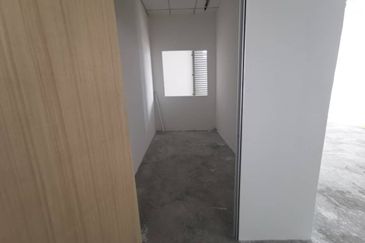 Eco Summer, Johor Bahru @ Single Storey Medium Cost Shop For Sale