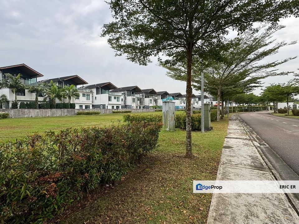 Senibong Cove, Masai @ Isola Mansion Bungalow Land For Sale ( Gated & Guarded), Johor, Masai