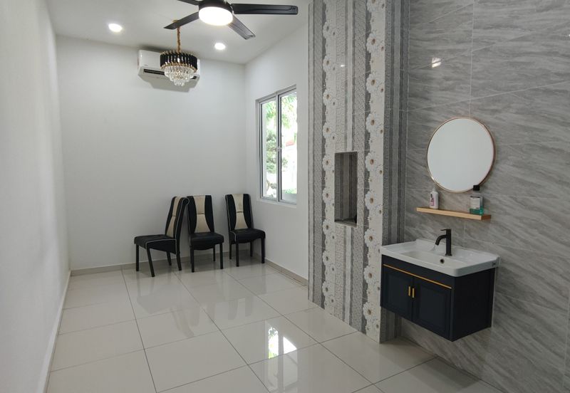 Isola Villa @ Senibong Cove