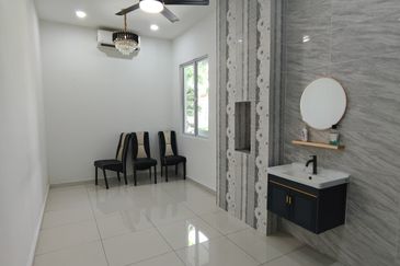 Isola Villa @ Senibong Cove